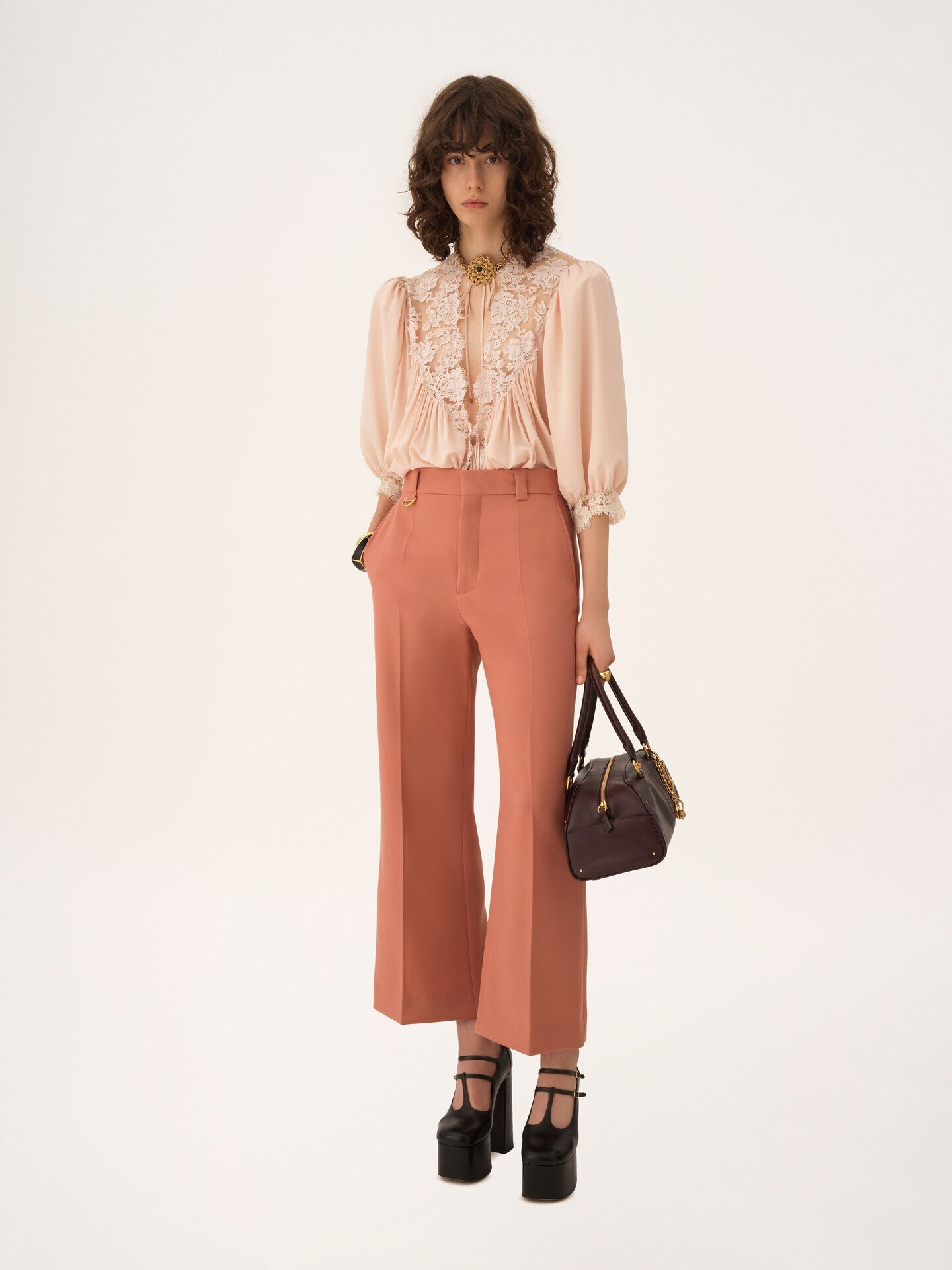 Pantalon bootcut &eacute;vas&eacute; en gabardine de laine - 3