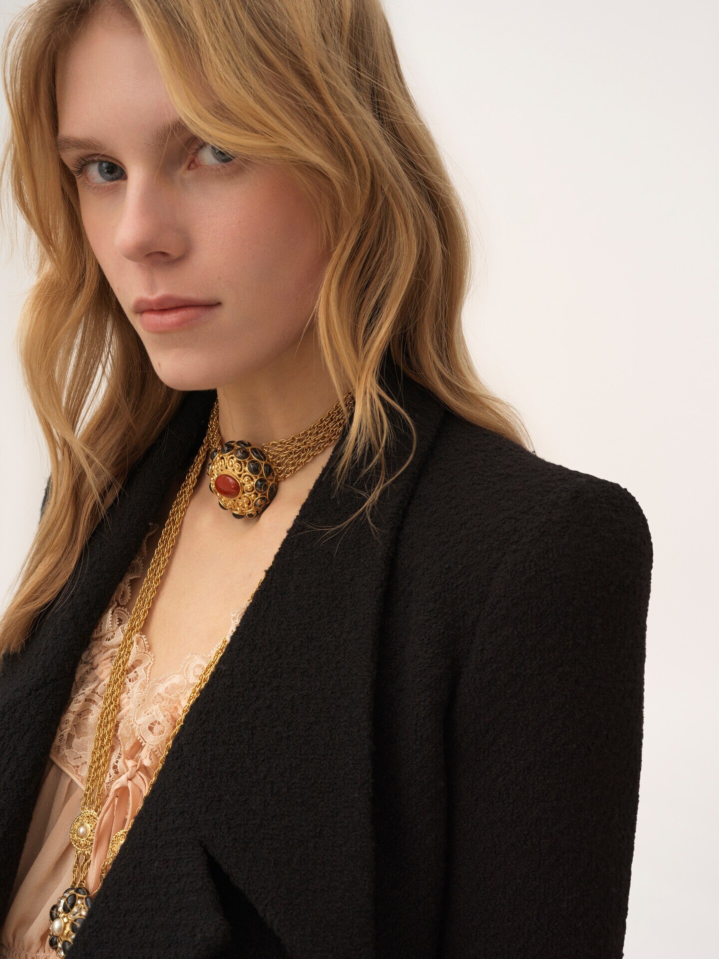 Veste blazer crois&eacute;e en laine boucl&eacute;e - 8