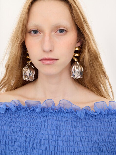 The Chlo&eacute; Bloomcraft earrings