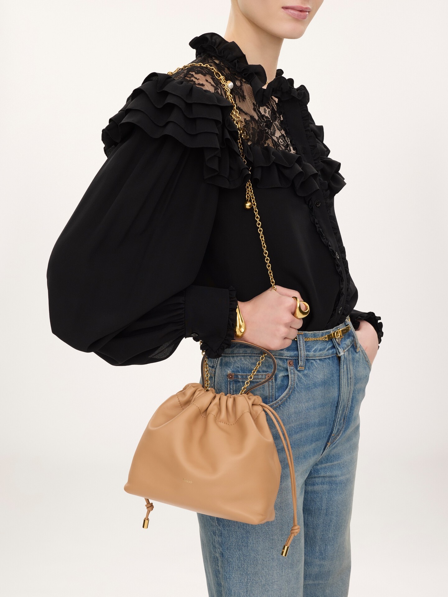 Small Chlo&eacute; Icons shoulder bag with chain in soft leather - 3