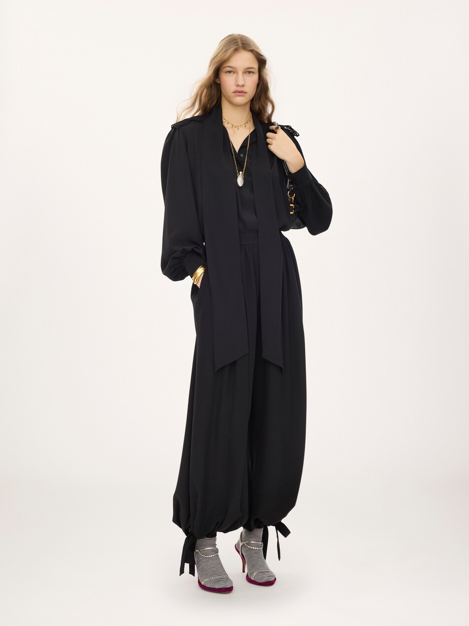 Gathered scarf-tie blouse in cr&ecirc;pe de chine & lace