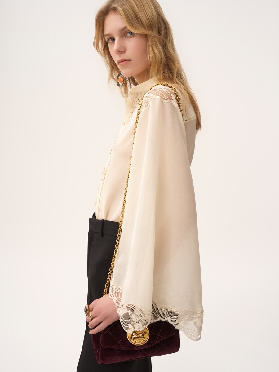 Flie&szlig;ende Bluse aus Seidengeorgette und Spitze - 6