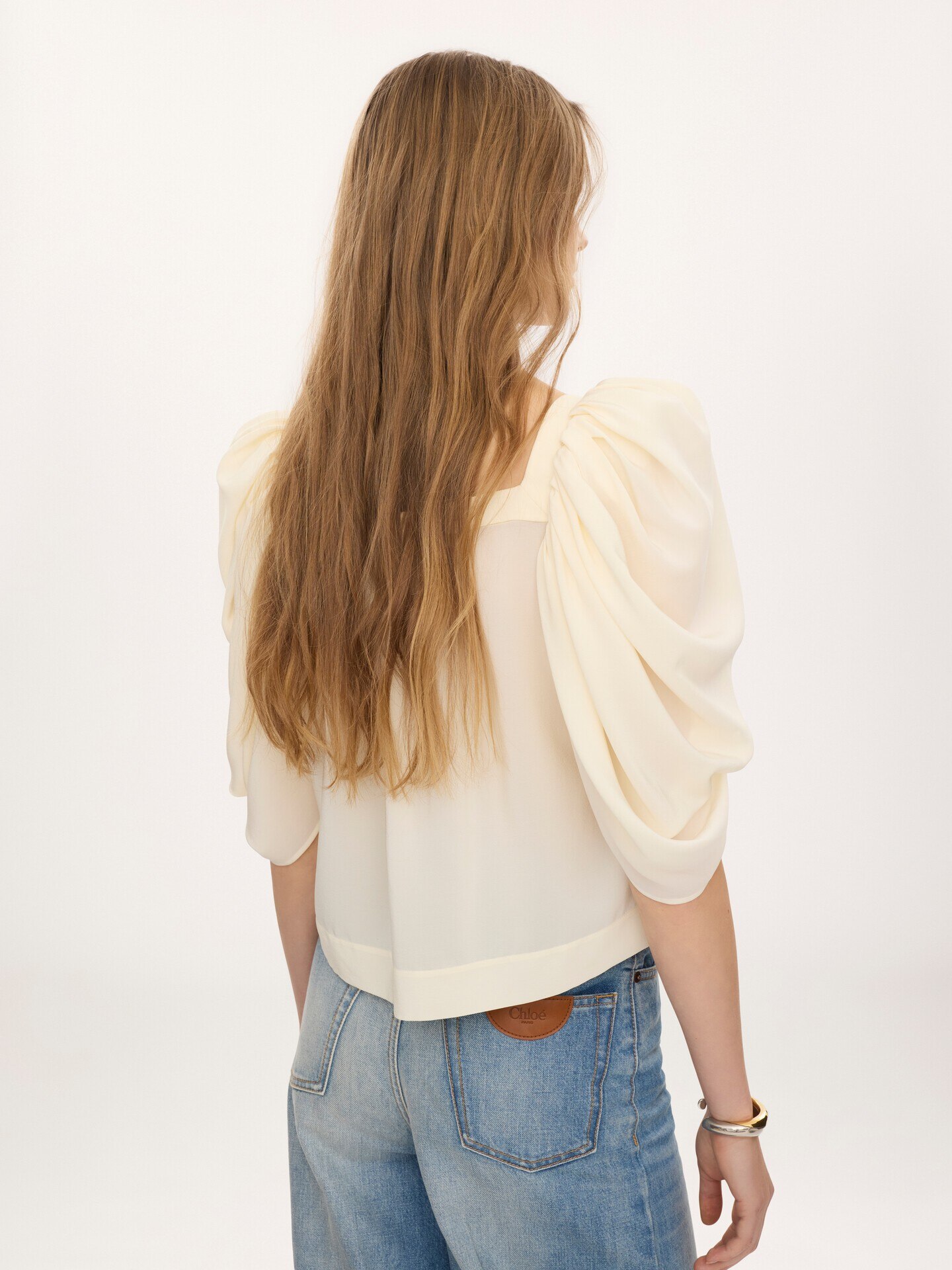 Top pliss&eacute; manches bouffantes en cr&ecirc;pe de chine - 5