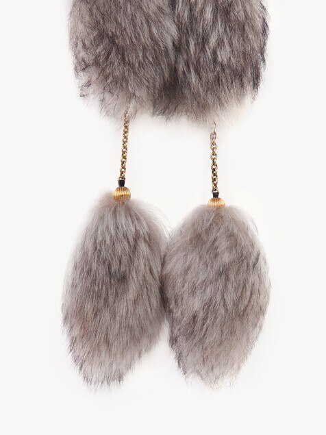 The Treasure Tails scarf in shearling