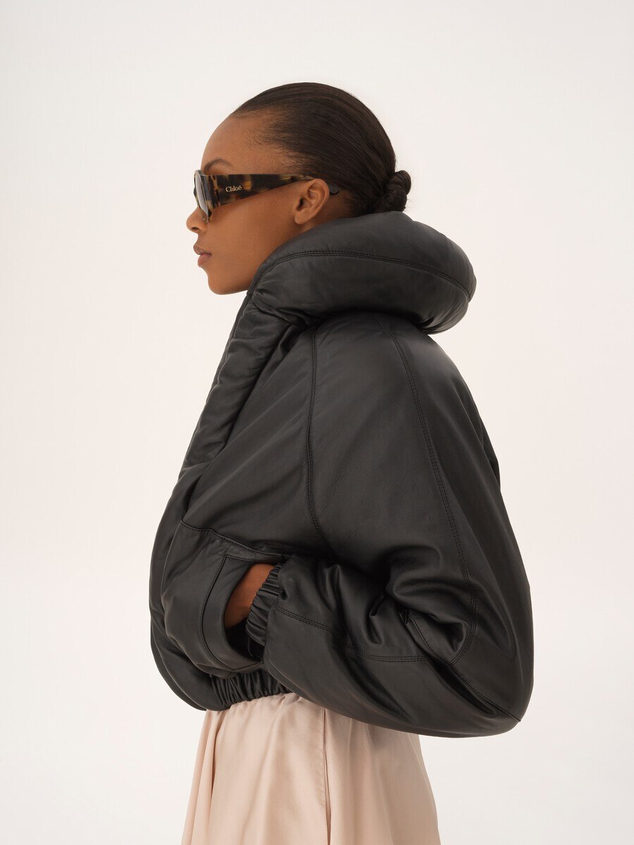 Kurze Steppjacke aus Leder - 5