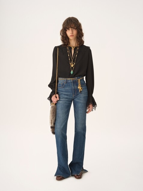 Fluid blouse in cr&ecirc;pe de chine & lace