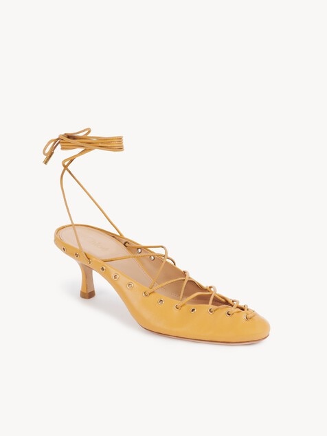 Chlo&eacute; Ghillies pump