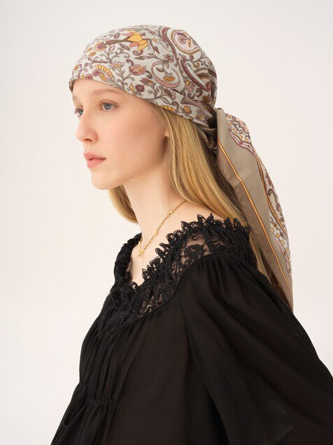 The Chloé Paisley square scarf in silk twill
