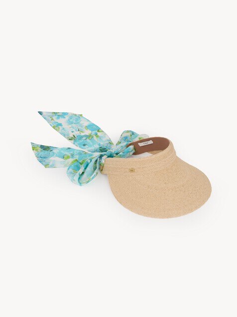The Chlo&eacute; visor in raffia