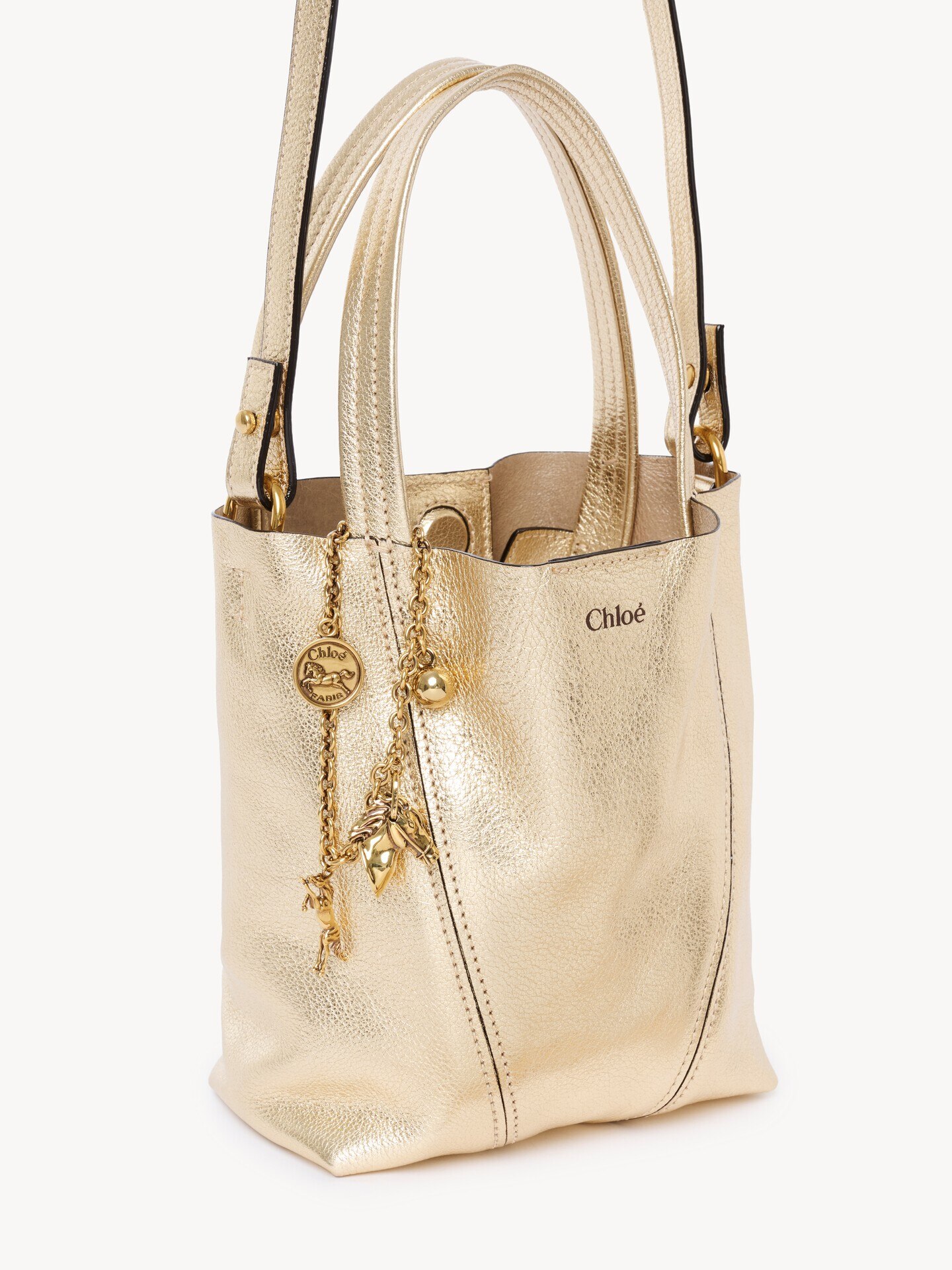 Bolso tote Chlo&eacute; Spin peque&ntilde;o de cuero metalizado con charms de caballo - 8