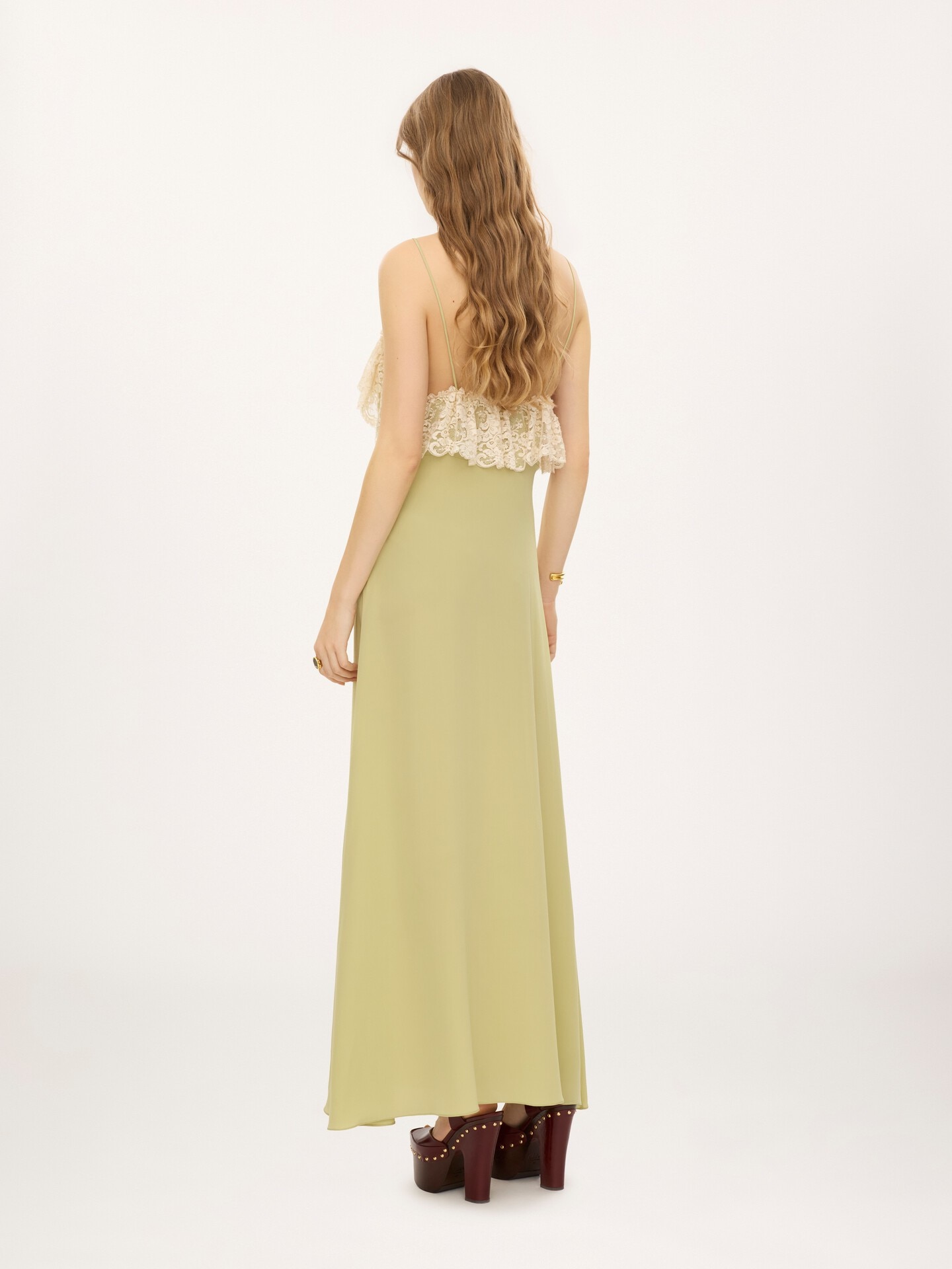 Thin-strap long dress in cr&ecirc;pe de chine & lace - 4.0