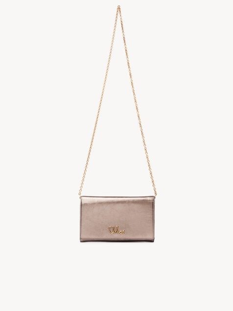 Chlo&eacute; Iconic flap wallet on chain in metallized leather