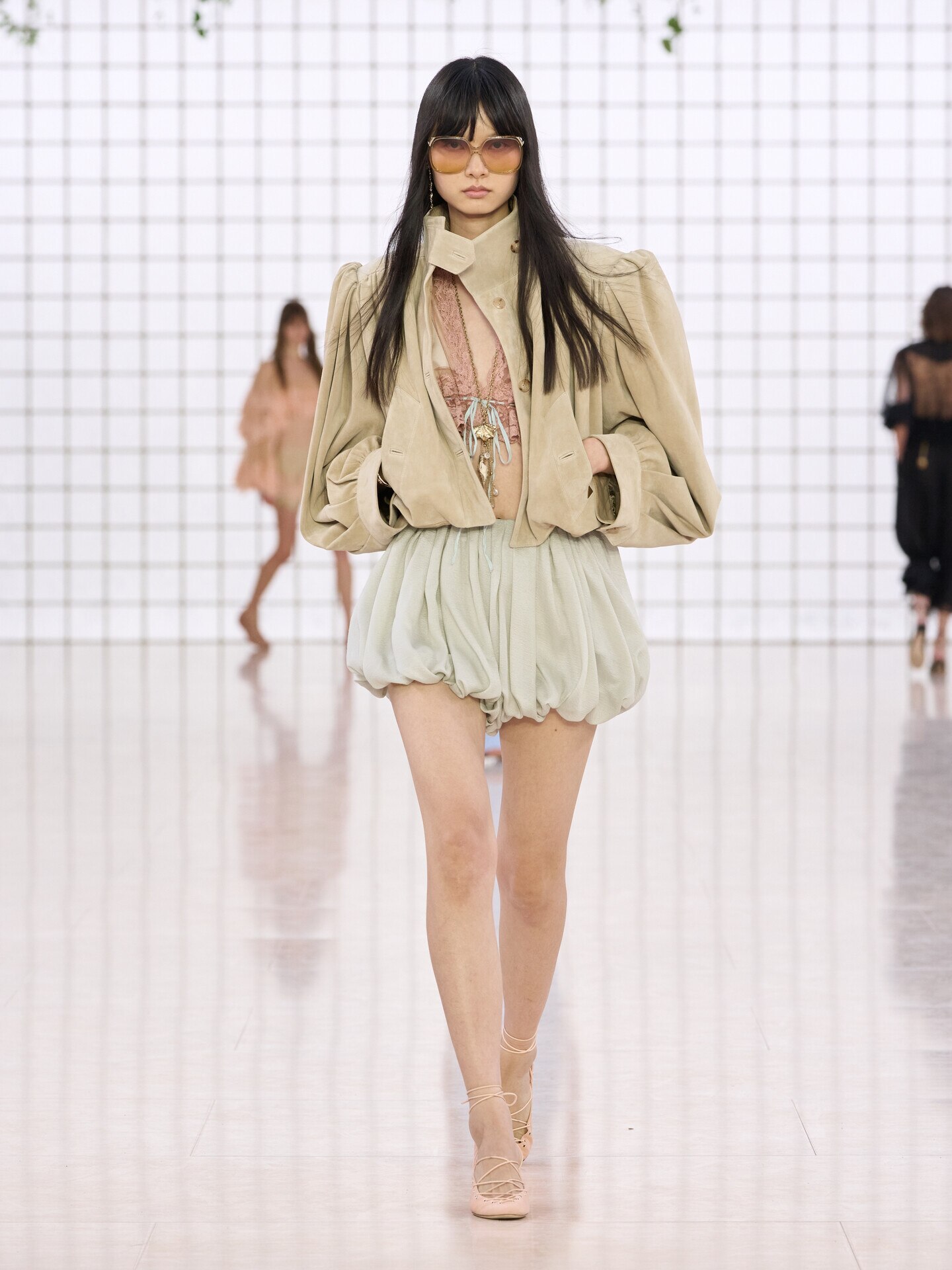Look 27 - 1