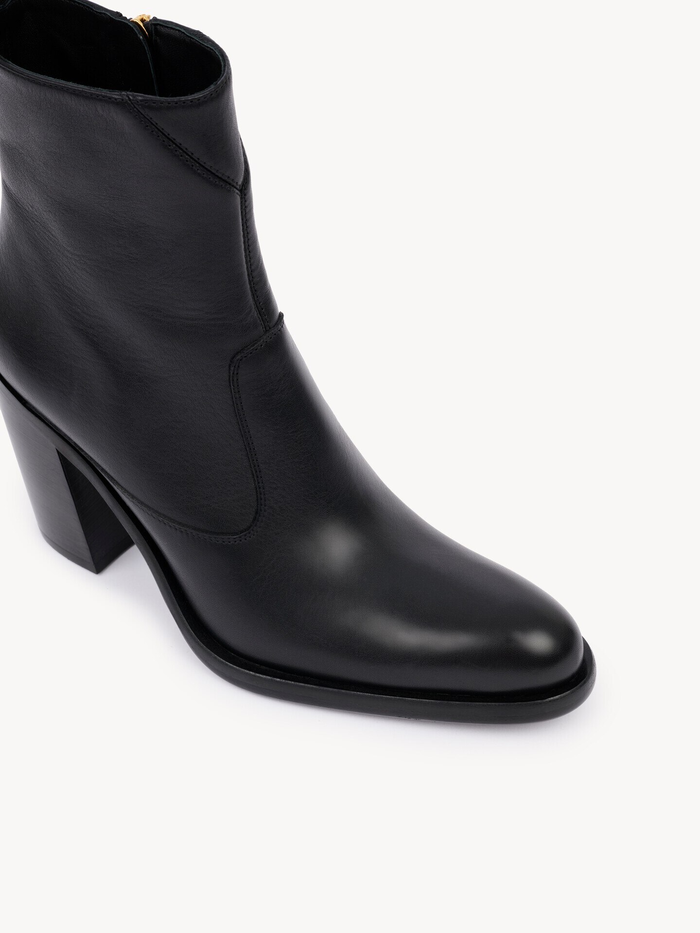 Phoenix heeled ankle boot - 5.0