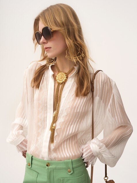 Gathered blouse in silk mousseline & lace