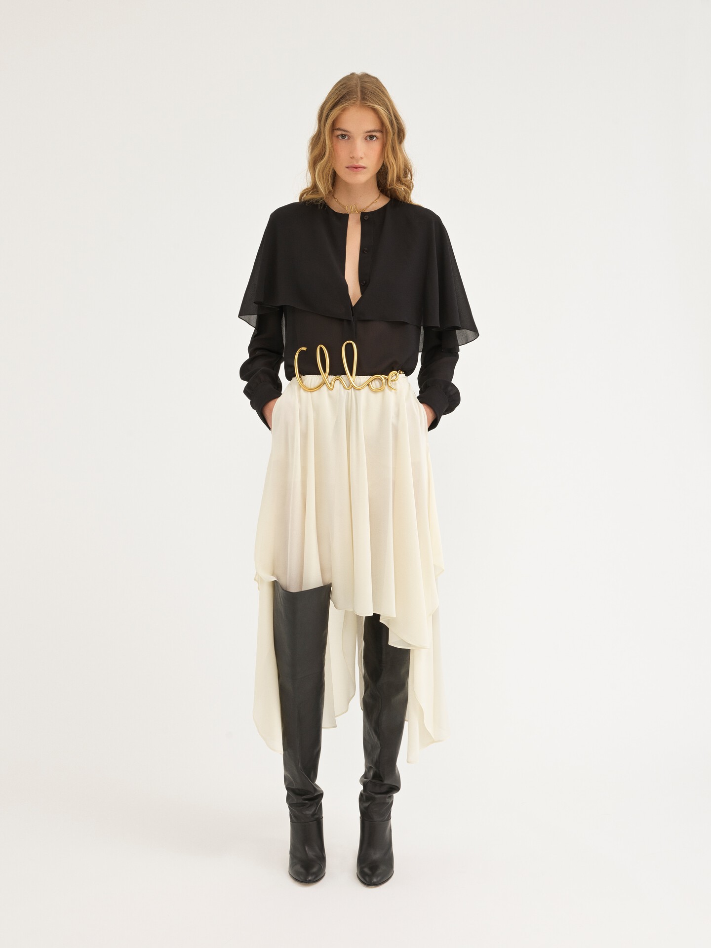 Blouse cape en georgette de soie - 2
