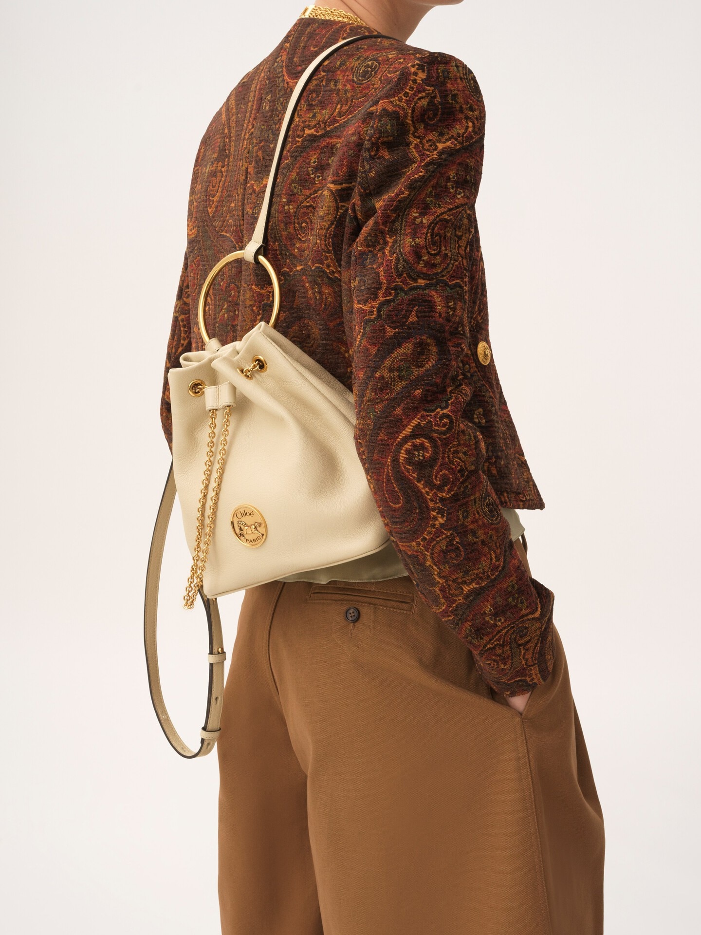 Small Bracelet backpack in grained leather - 3