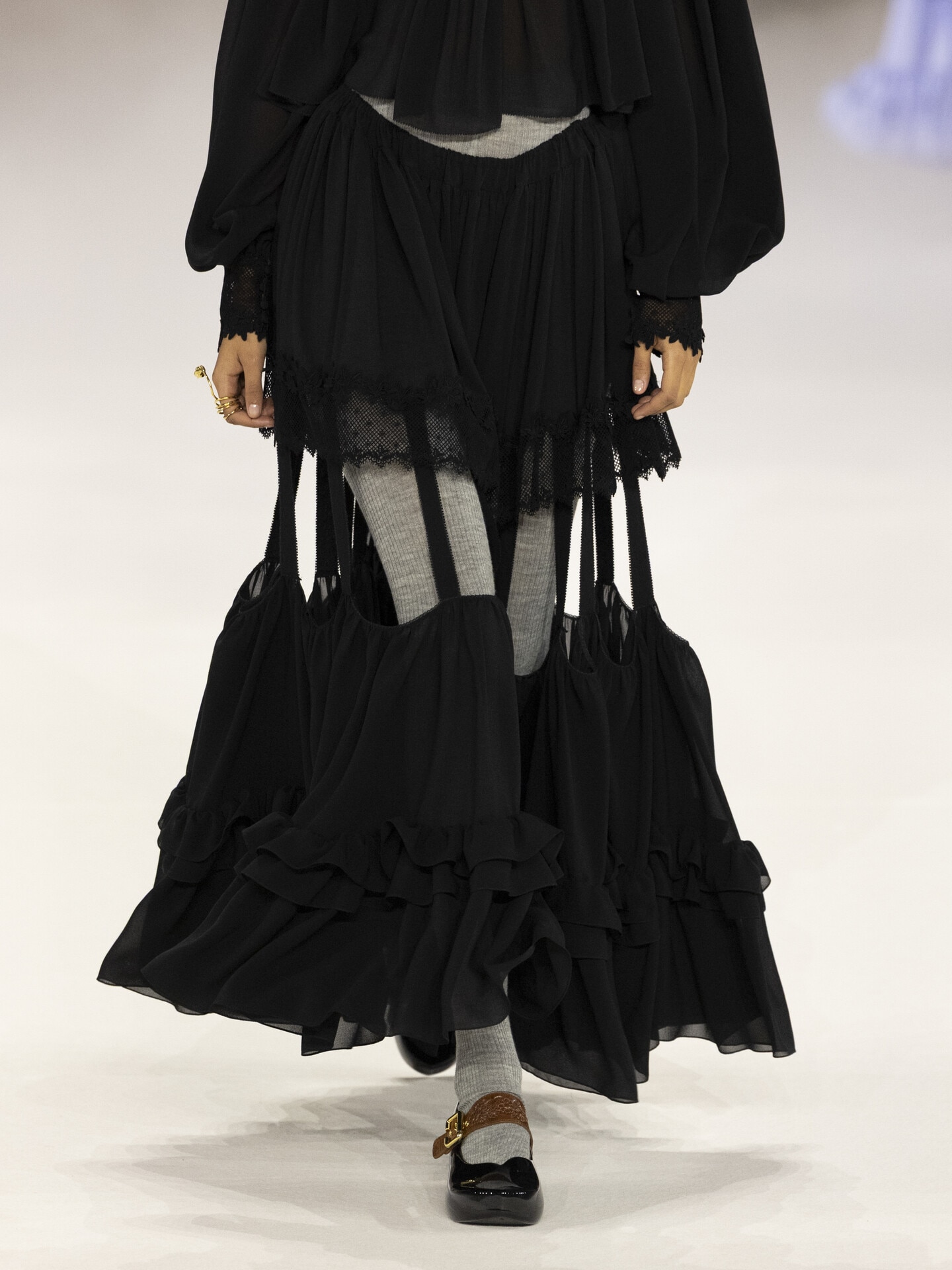 Look 53 - 3