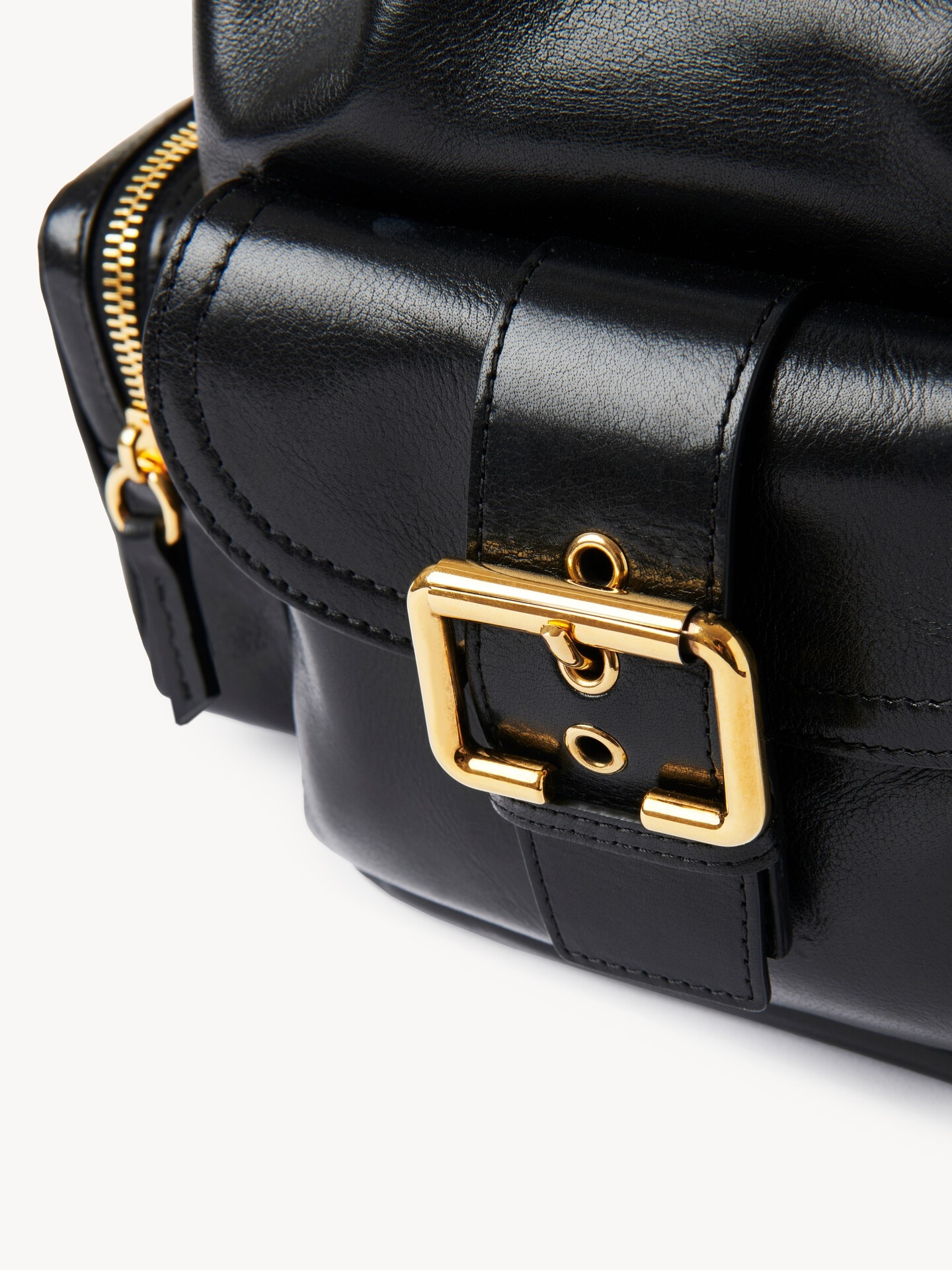 Camera Bucket bag in shiny leather - 7