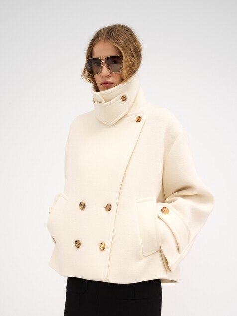 Oversized short coat in wool