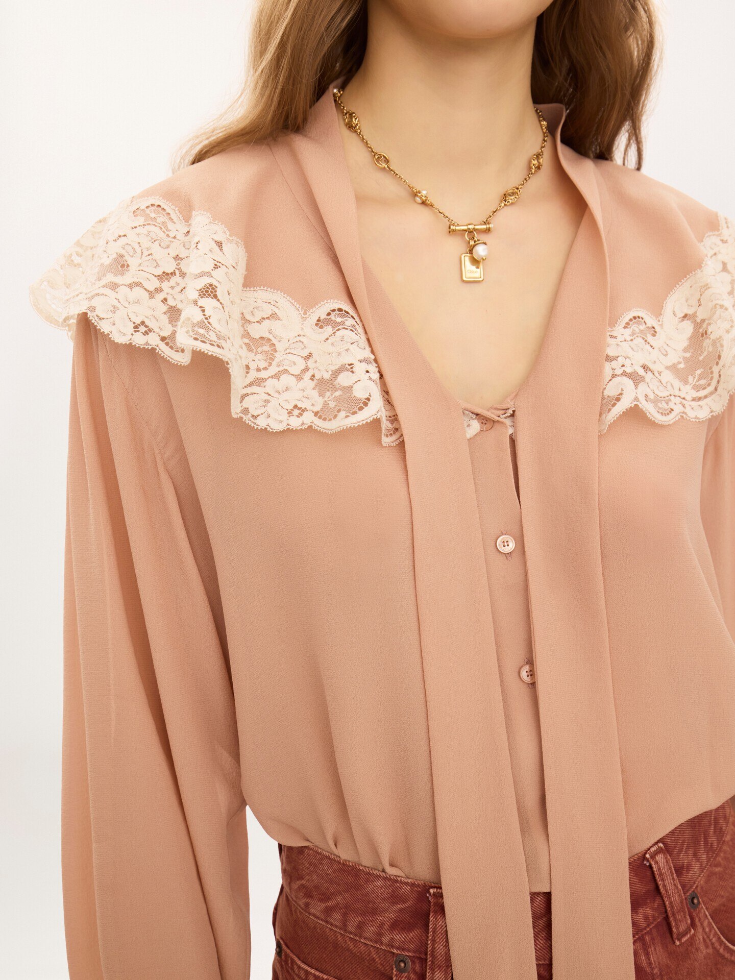 Tie-front gathered blouse in silk georgette & lace - 5.0