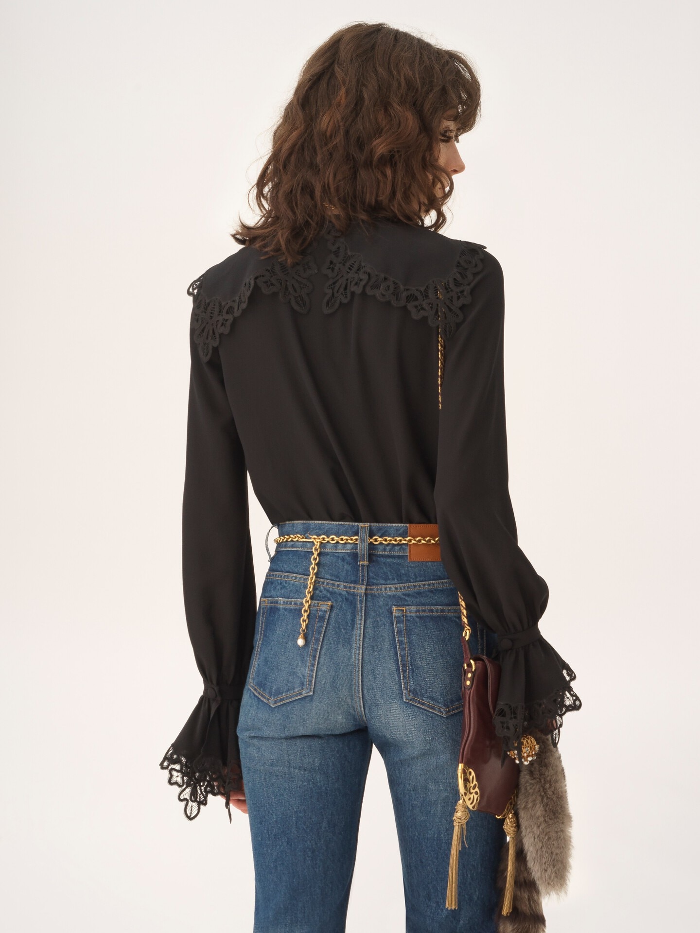 Flie&szlig;ende Bluse aus Cr&ecirc;pe de Chine und Spitze - 5