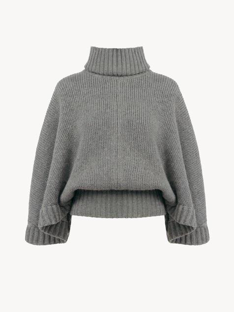 Short turtleneck cape in a wool & cashmere knit