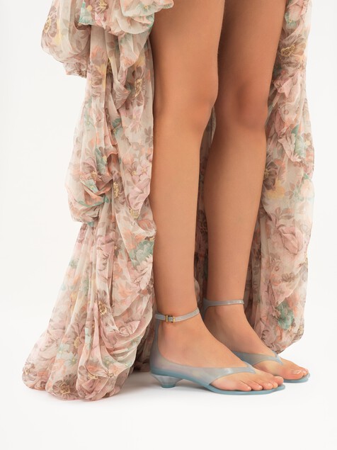 Chlo&eacute; Jelly sandal