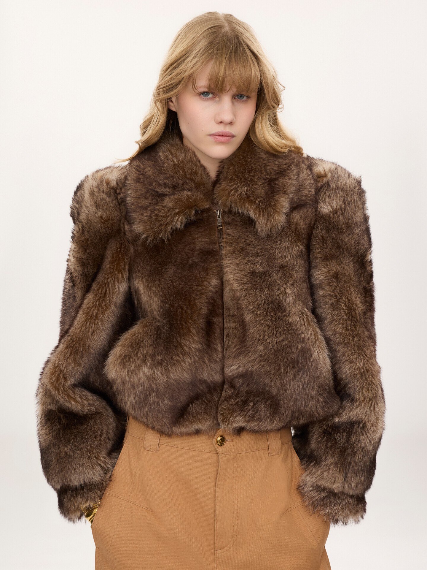Chaqueta cropped de cuero de borrego - 3.0