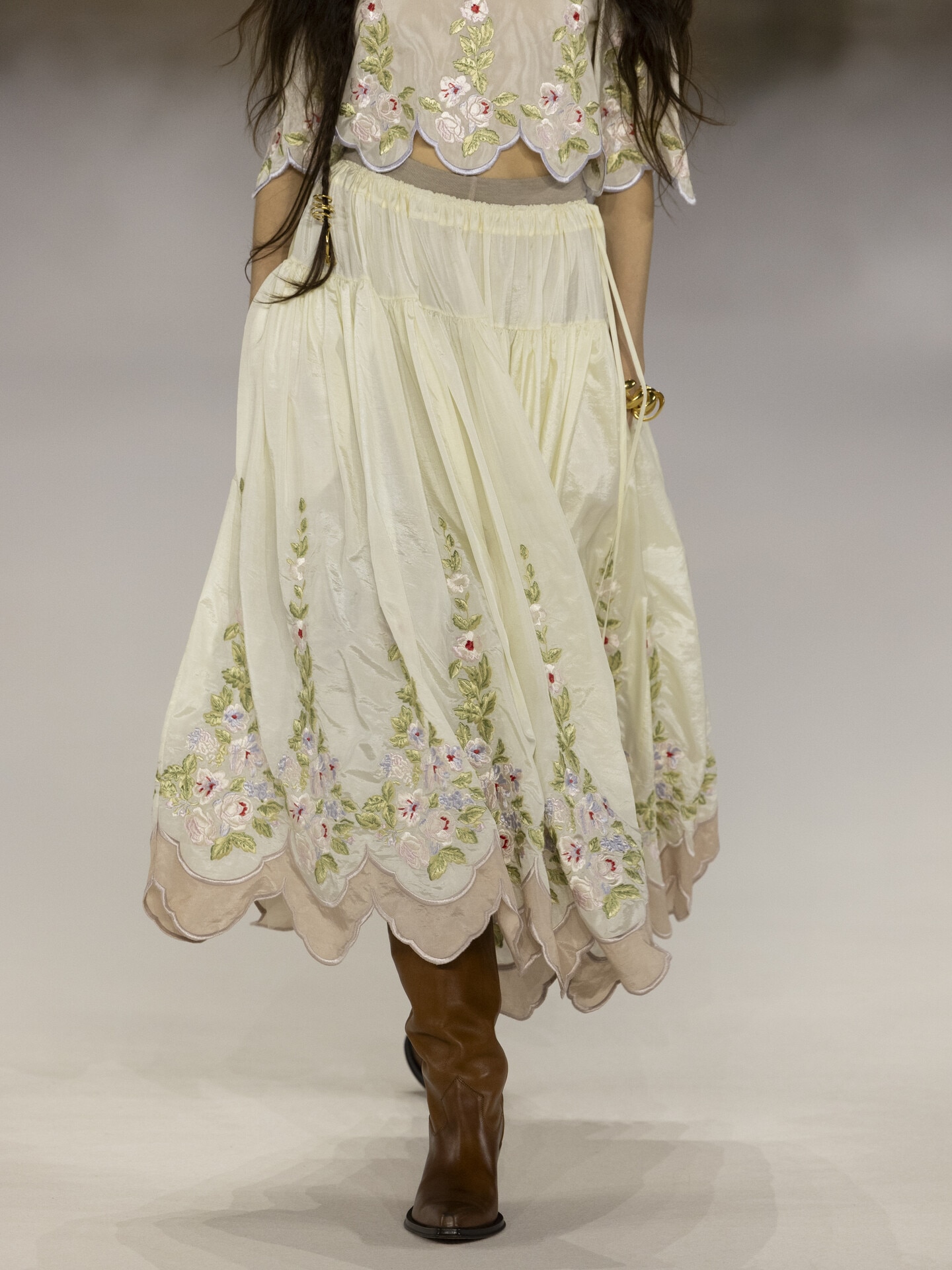 Look 37 - 2