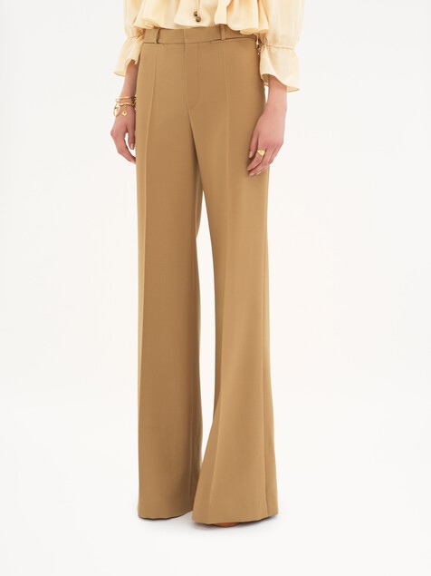 Flared tailored pants in wool grain de poudre