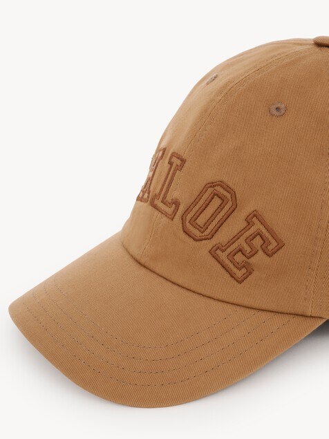 The Chlo&eacute; Signature cap in cotton