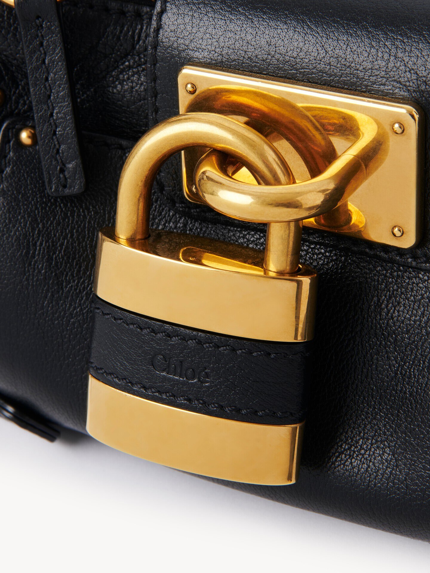 Small Paddington chain bag in grained leather - 6.0
