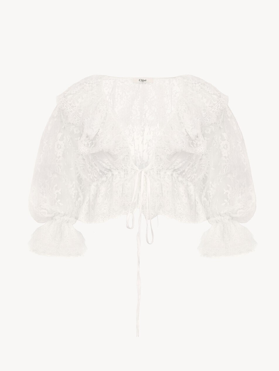 Cropped V-neck ruffle top in lace - Packshot