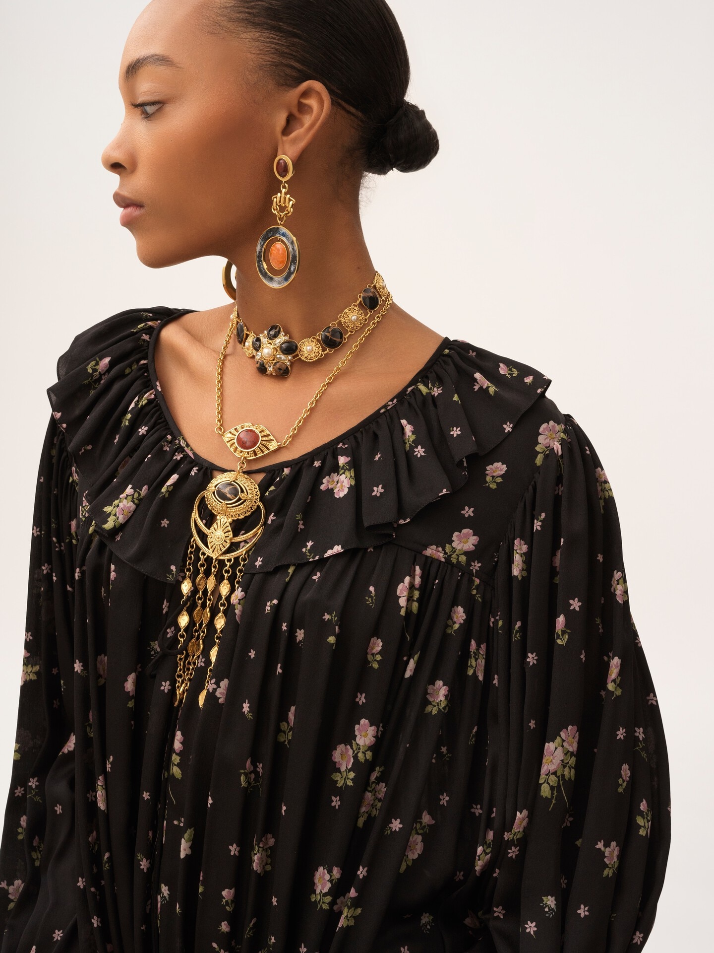 Mini robe manches longues fronc&eacute;e en charmeuse de soie - 5