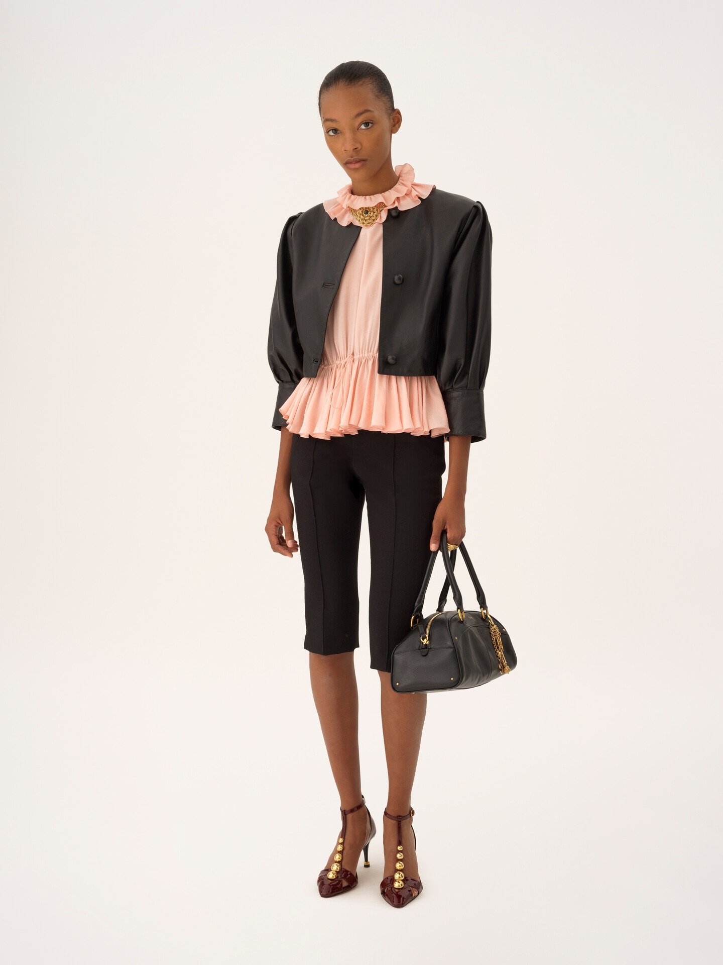 Cropped collarless jacket in leather - 3