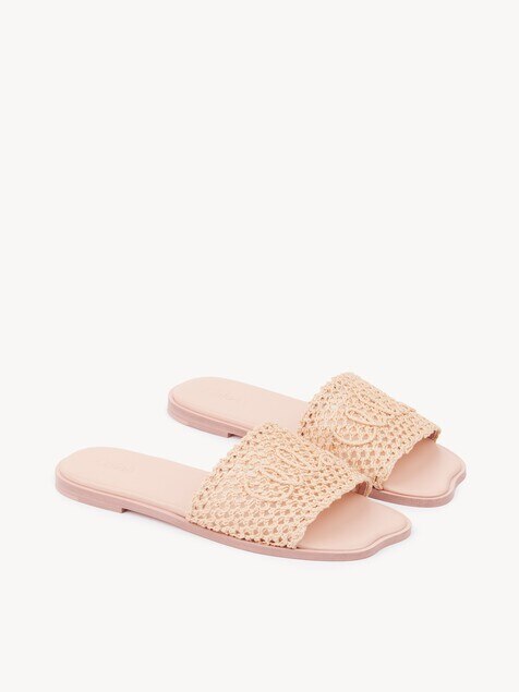 Chloé Soleil slide