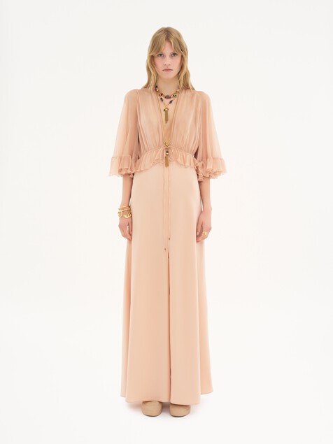 V-neck long dress in cr&ecirc;pe satin