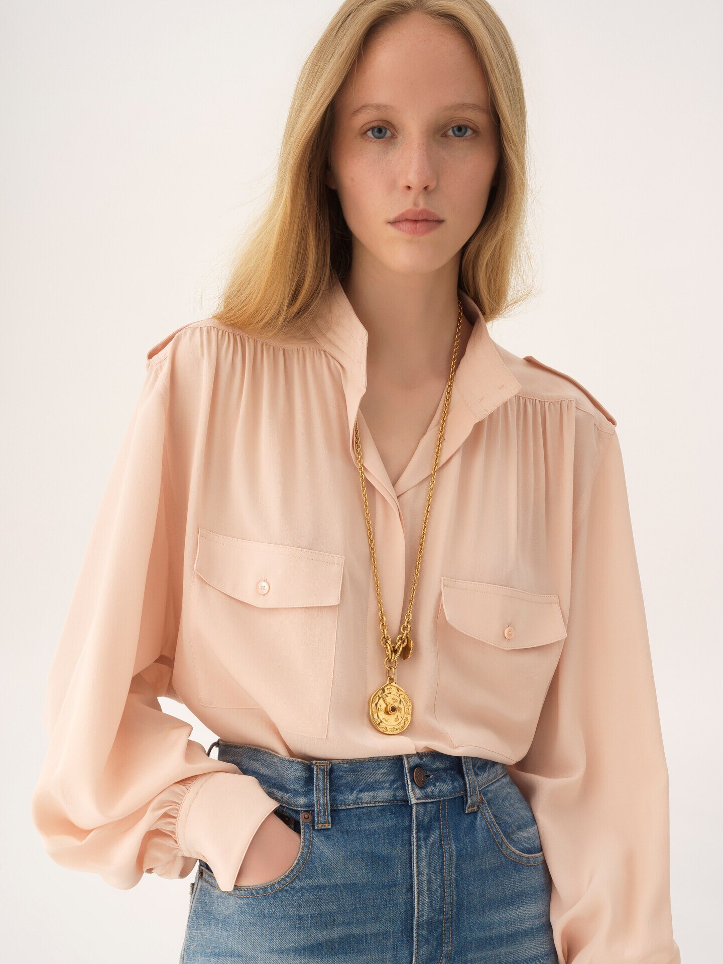 The Chlo&eacute; Medals pendant necklace - 3