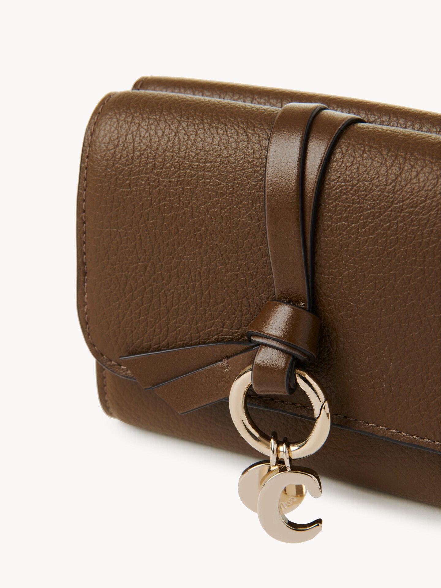 Small Alphabet tri-fold in grained leather - 6