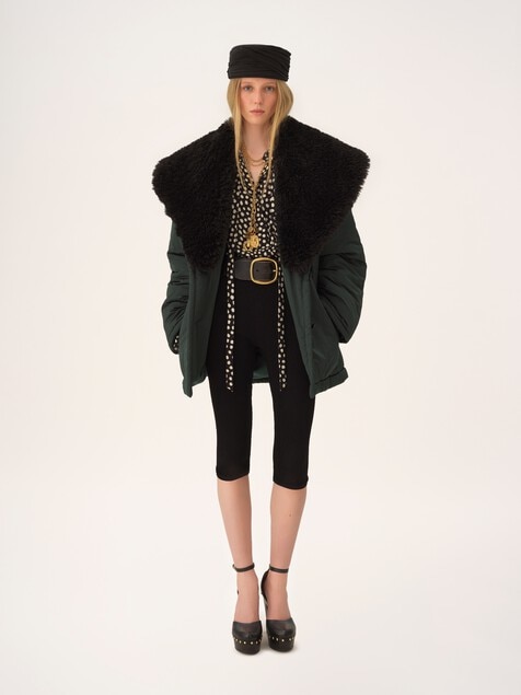 Short coat in technical satin