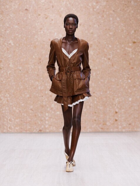 Look 25
