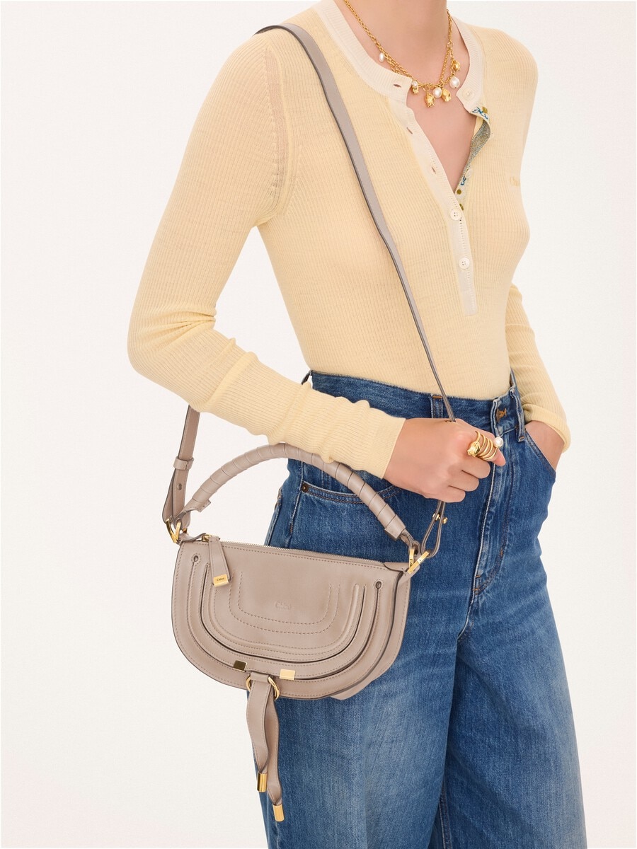 Minibolso de hombro Marcie de cuero suave - 5
