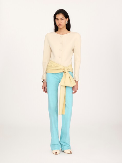 Veste sans col ajust&eacute;e en laine grain de poudre 