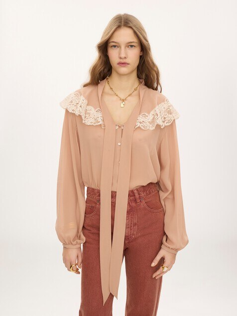 Tie-front gathered blouse in silk georgette & lace