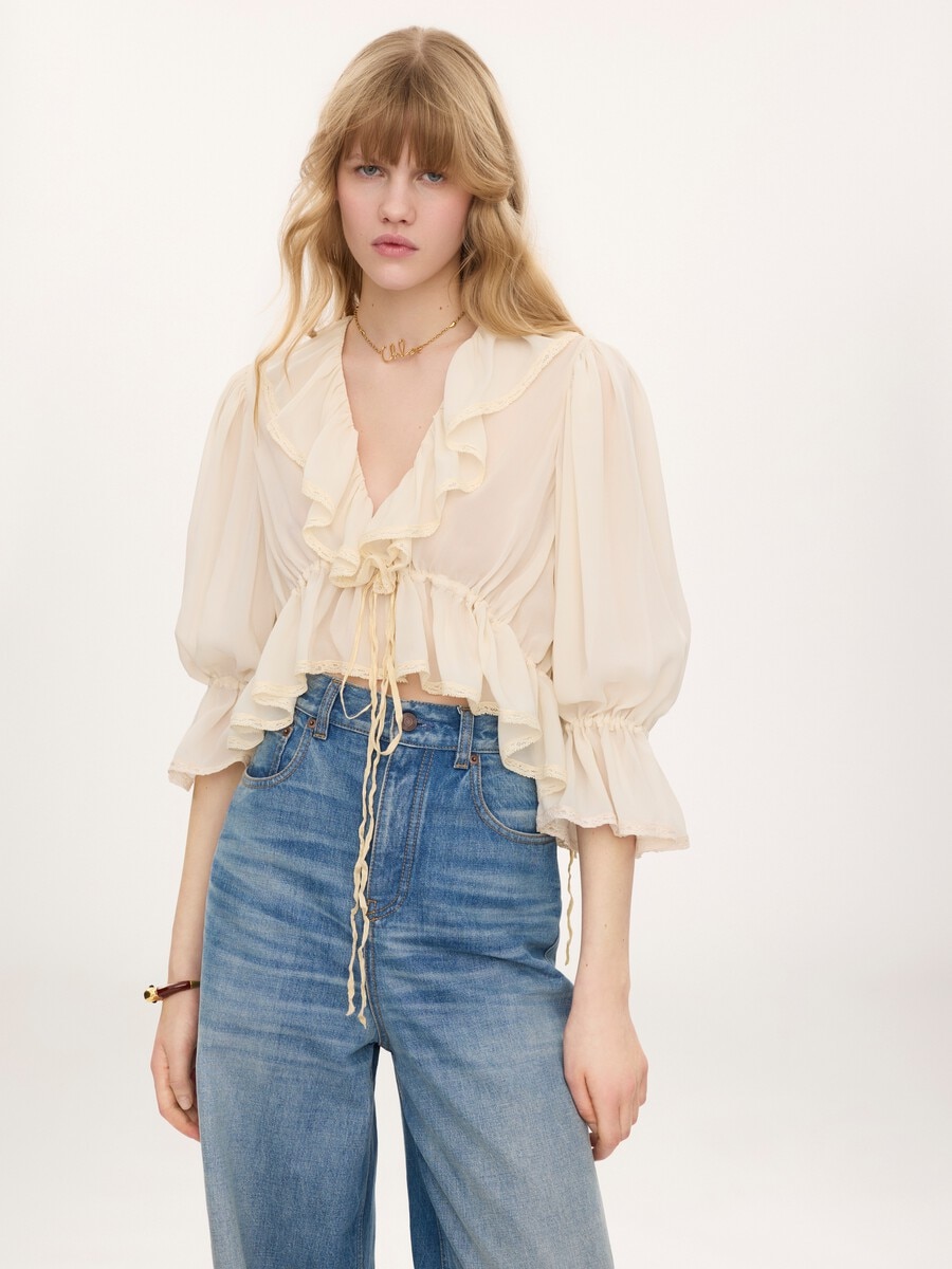 Cropped-Oberteil aus Seidengeorgette und Spitze mit R&uuml;schen und V-Ausschnitt - 4