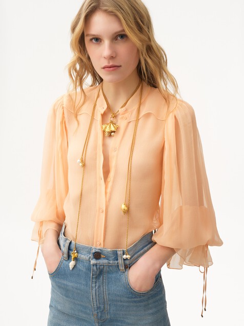The Chlo&eacute; Shells scarf necklace