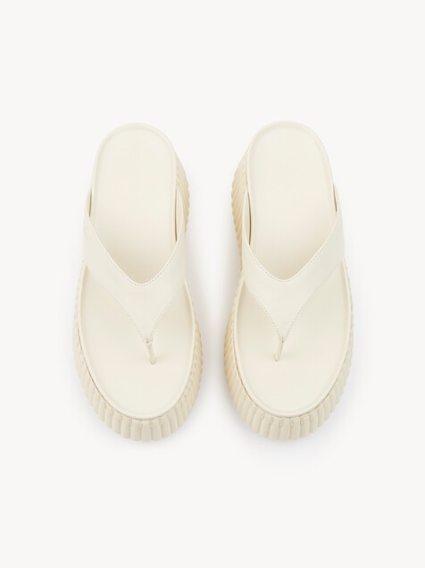 Nama wedge slide