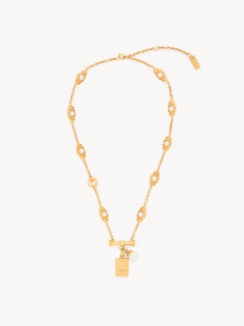 The Chloé Classy necklace