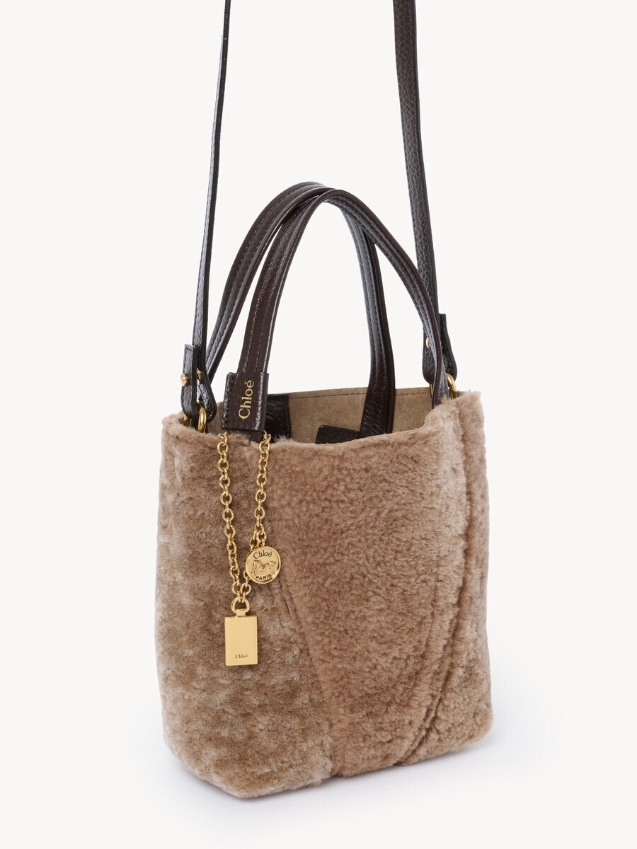 Petit sac cabas Chlo&eacute; Spin en shearling  - 5